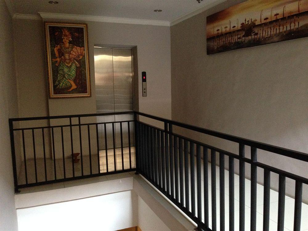 Ap Suite Apartment กูตา ภายนอก รูปภาพ