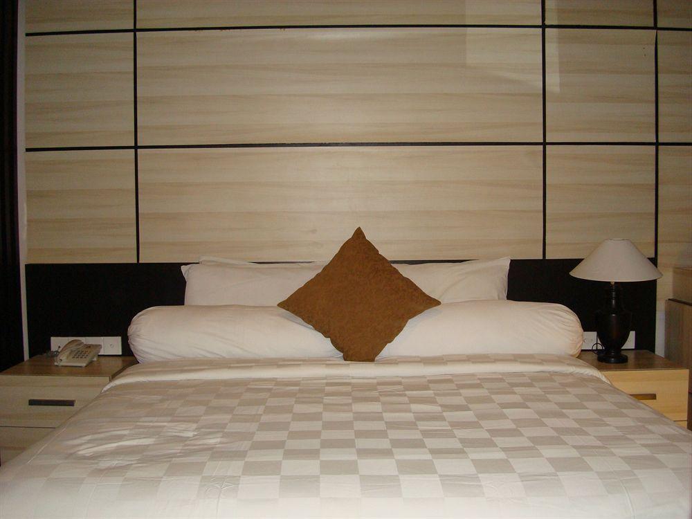 Ap Suite Apartment กูตา ภายนอก รูปภาพ