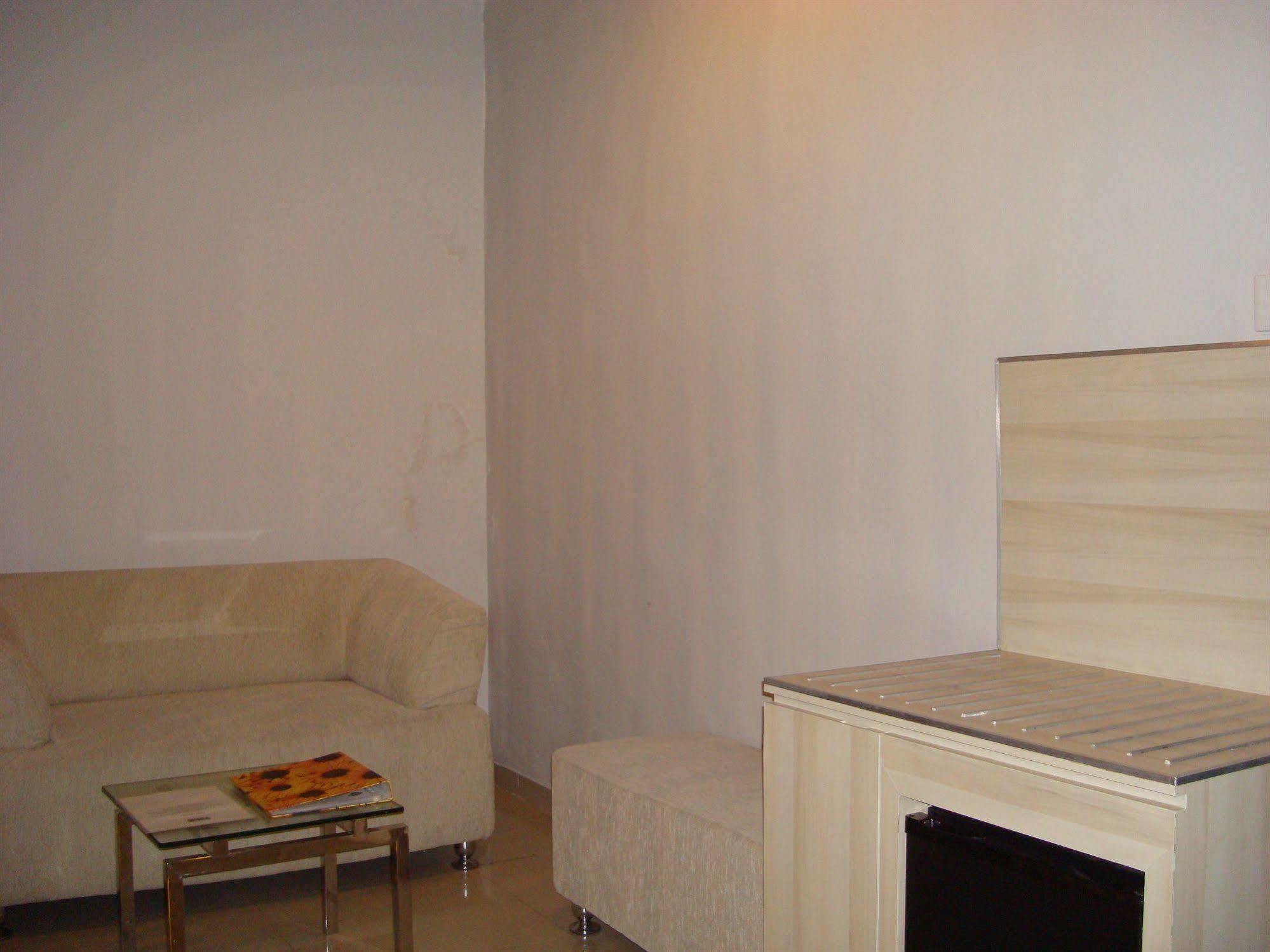Ap Suite Apartment กูตา ภายนอก รูปภาพ